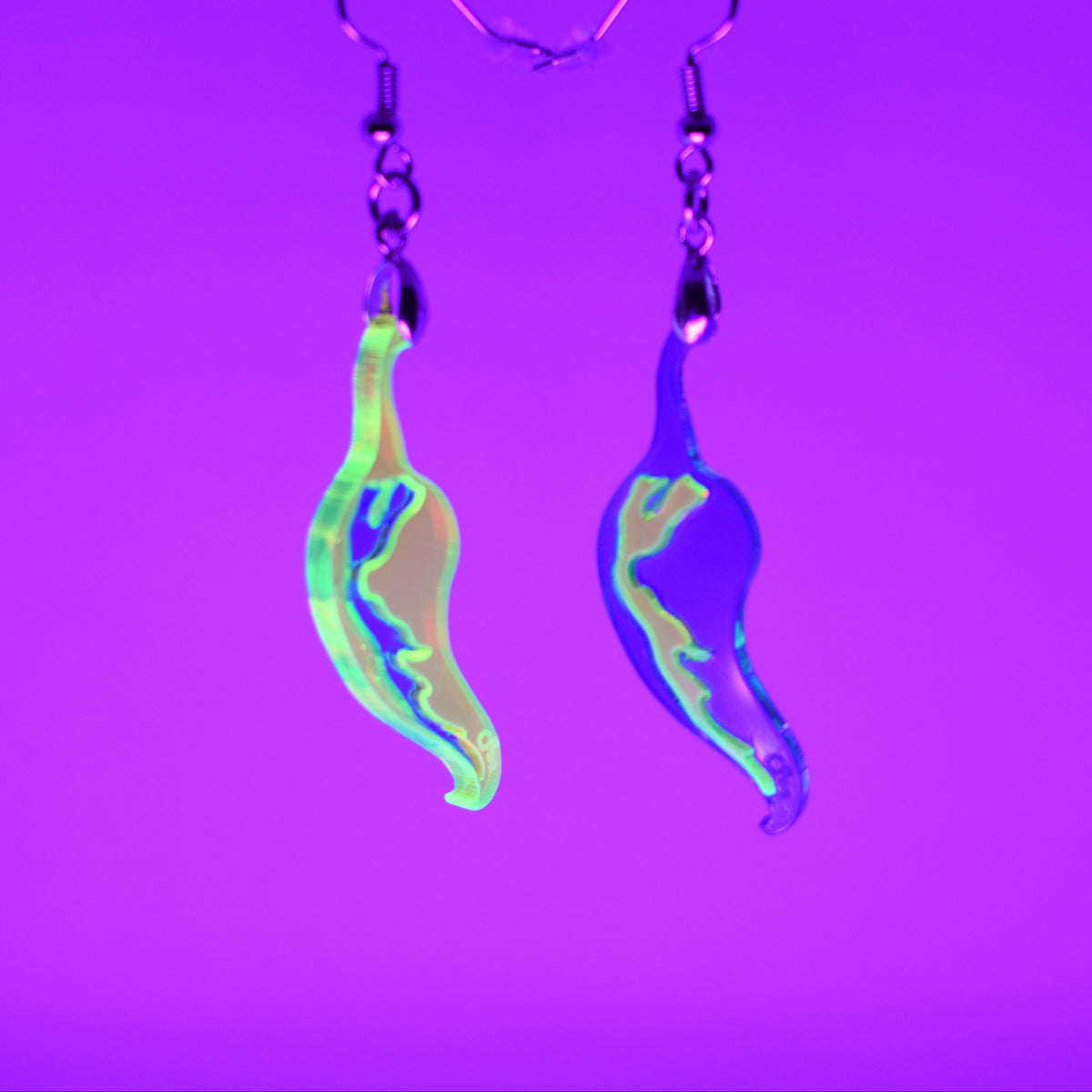 LUCKY CHILI EARRINGS